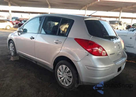 2009 Nissan Versa 1.8S z USA, uszkodzony, nr VIN 3N1BC13E39L423820